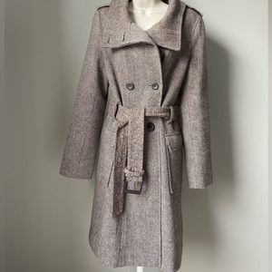 Women’s medium brown tweed coat jacket
